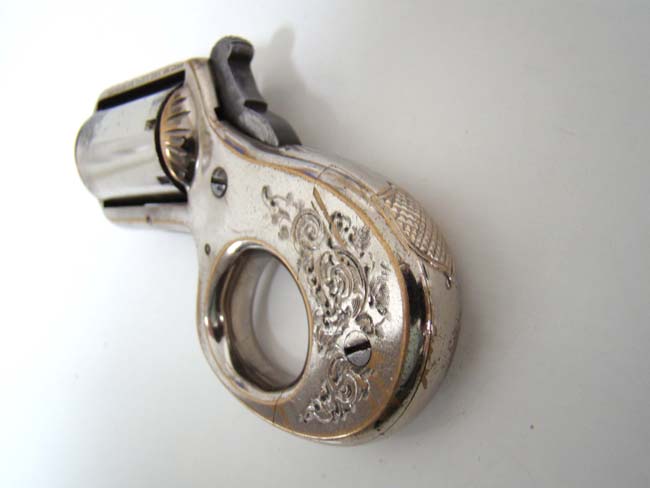 An Exceptional James Reid .22 Cal. 'Knuckleduster' Revolver circa 1868-1882 — image 3